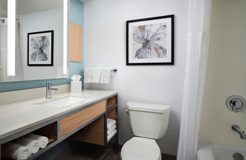 Burlington Hotel | Hilton Garden Inn Boston-Burlington