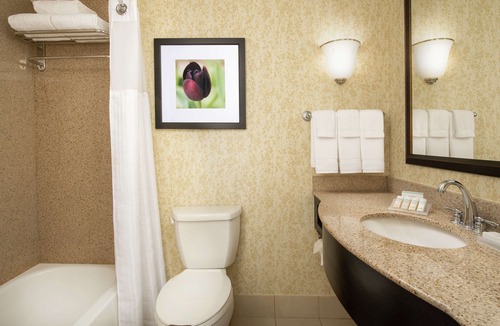 Ballenger Creek Hotel | Hilton Garden Inn Frederick