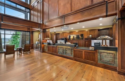 Ridgedale Hotel | Hilton Grand Vacations Club Long Creek Ridgedale
