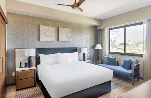 Kihei Resort | Hilton Maui Bay Villa 3-Bedroom Premier Penthouse with Ocean View