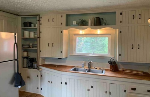 Roque Bluffs Cottage | Historic 2-bedroom cottage surrounded by Roque Bluffs State Park-steps to beach