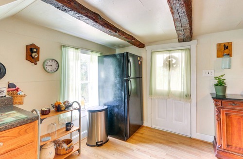 Boonsboro Cabin | Historic Boonsboro Vacation Rental w/Grill