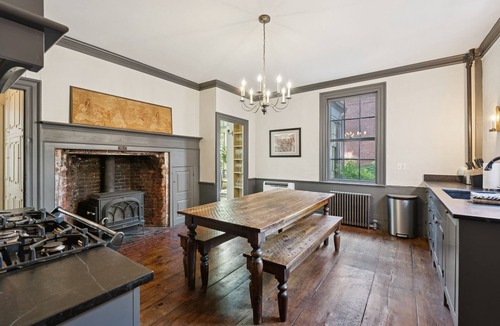 West End House | Historic Portland Retreat for Family Holidays