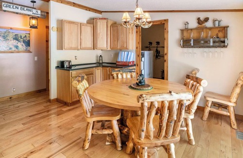 South Bloomingville Cabin | Hocking Hills Getaway w/Hot Tub, Sauna & 20 Private Acres. Pet-Friendly!