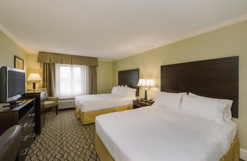 Merrimack Hotel | Holiday Inn Express and Suites Merrimack - Nashua by IHG