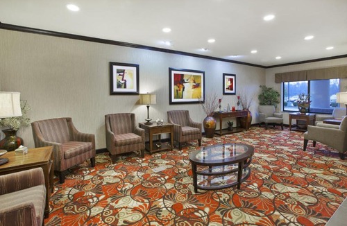 Triadelphia Hotel | Holiday Inn Express and Suites Wheeling by IHG