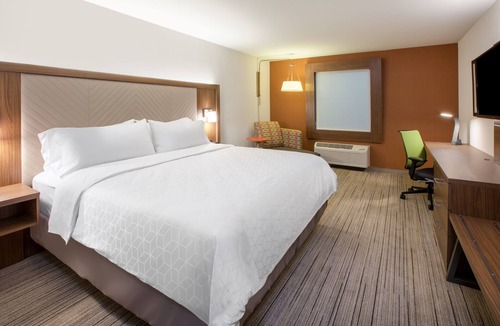 Caddo Valley Hotel | Holiday Inn Express Arkadelphia - Caddo Valley by IHG
