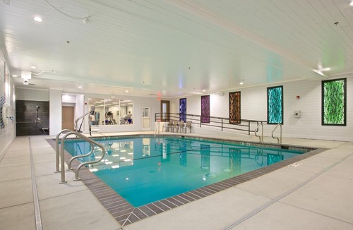 Paso Robles Hotel | Holiday Inn Express Hotel & Suites - Paso Robles by IHG