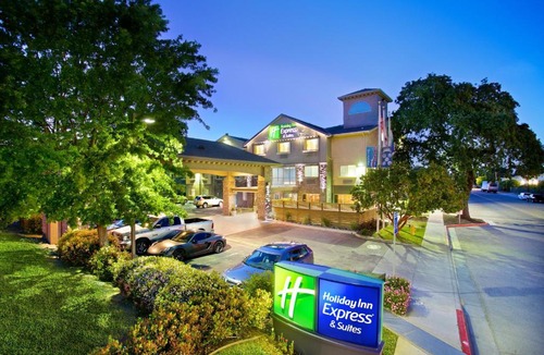 Paso Robles Hotel | Holiday Inn Express Hotel & Suites - Paso Robles by IHG