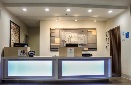 Athens Hotel | Holiday Inn Express Hotel & Suites Athens by IHG