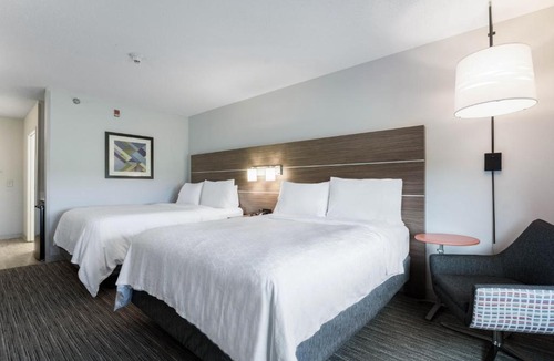 Jasper Hotel | Holiday Inn Express Hotel & Suites Jasper by IHG