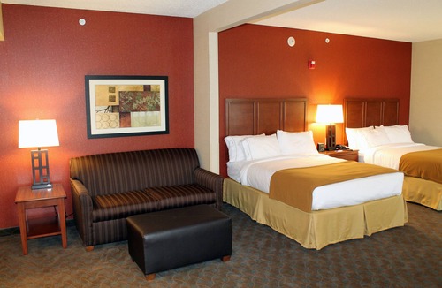 Paducah Hotel | Holiday Inn Express Hotel & Suites Paducah West by IHG