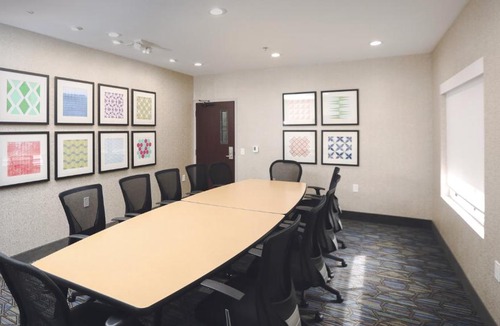 Lompoc Hotel | Holiday Inn Express Lompoc by IHG