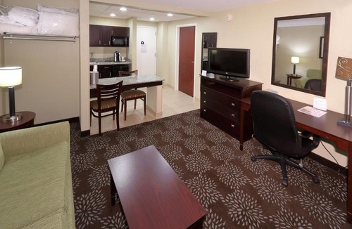 Green Tree Hotel | Holiday Inn Express Pittsburgh West - Greentree by IHG