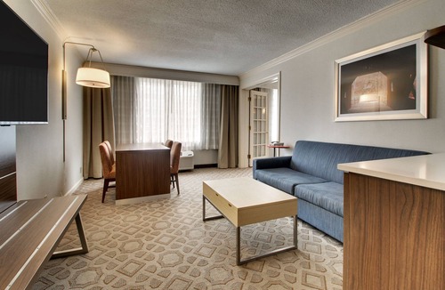 Poughkeepsie Hotel | Holiday Inn Express Poughkeepsie by IHG