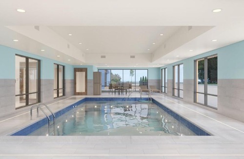 Central Oklahoma City Hotel | Holiday Inn Express & Suites Oklahoma City Northwest by IHG