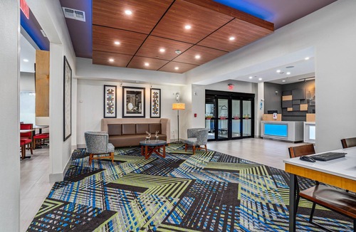 Van Buren Hotel | Holiday Inn Express Suites Van Buren-Ft Smith Area by IHG