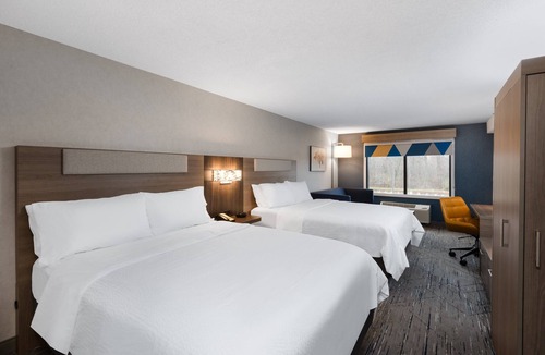 Wadsworth Hotel | Holiday Inn Express & Suites Wadsworth by IHG