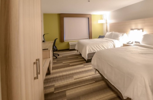Beavercreek Hotel | Holiday Inn Express & Suites Dayton East - Beavercreek by IHG
