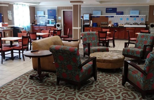 Fort Montgomery Hotel | Holiday Inn Express Hotel & Suites West Point-Fort Montgomery by IHG