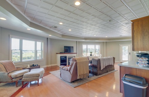 Millersburg Apartment | 'holmes With a View' Studio: Millersburg Retreat!