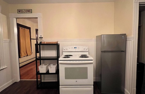 Holyoke House | Holyoke House Oasis: Calm Trips
