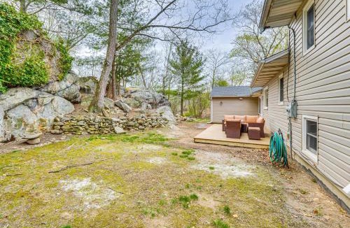 Highland Falls House | Home: 2 Mi to Thayer Gate at U.S. Military Academy