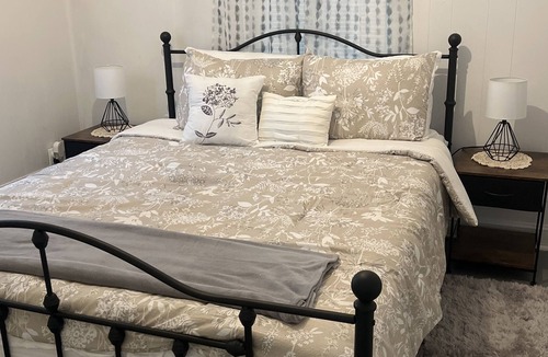 Waterbury Apartment | Home away from Home