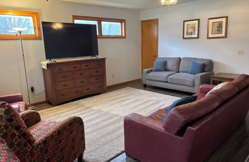 Kearney House | Home on Quiet Cul de Sac with Handicap Accessibility