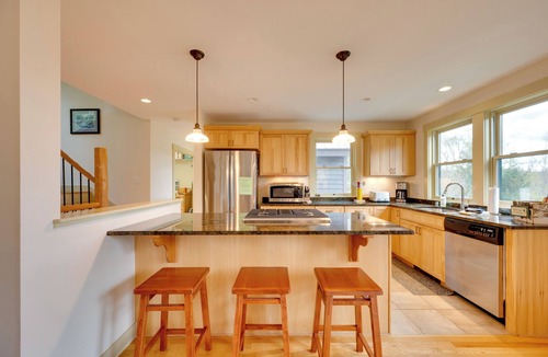 Jackson House | Home w/Fire Pit, 7 Mi to Attitash Mtn Resort