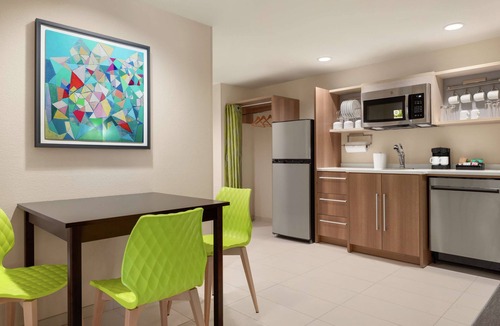 Overland Park Hotel | Home2 Suites by Hilton Overland Park