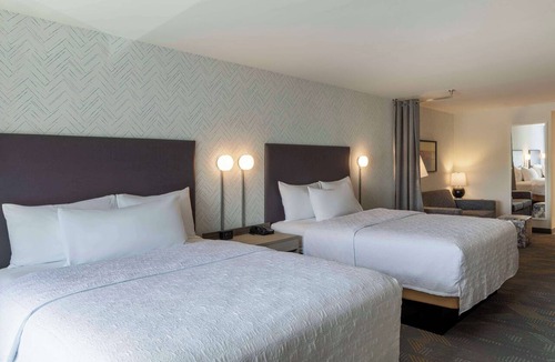 The Centre Hotel | Home2 Suites by Hilton East Haven New Haven