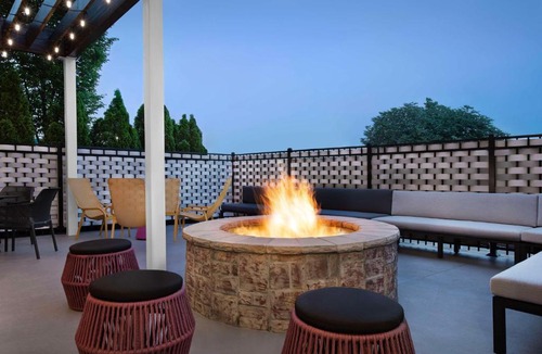 Clarksville Hotel | Home2 Suites by Hilton Clarksville/Ft. Campbell