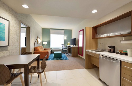 Ballenger Creek Hotel | Home2 Suites by Hilton Frederick