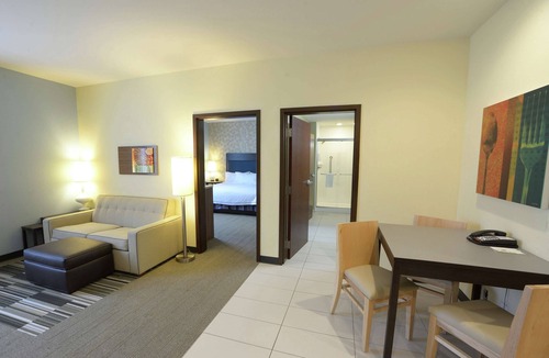 Edmond Hotel | Home2Suites by Hilton Edmond