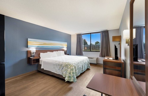 Painted Post Hotel | HomeTowne Studios by Red Roof Painted Post