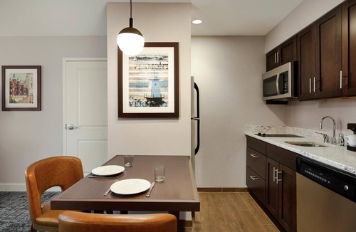 South Burlington Hotel | Homewood Suites by Hilton Burlington