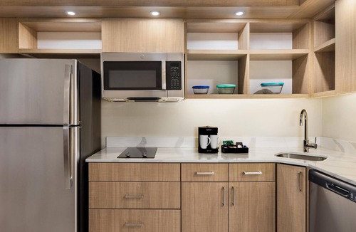 South Tulsa Hotel | Homewood Suites by Hilton Tulsa South Medical District