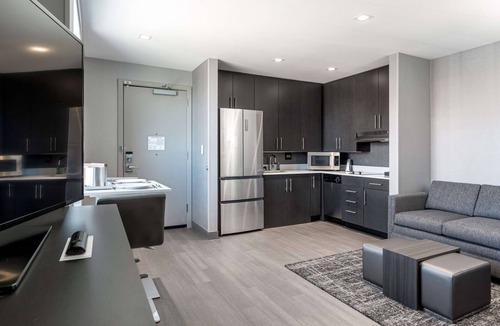 Chelsea Hotel | Homewood Suites by Hilton Boston Logan Airport Chelsea