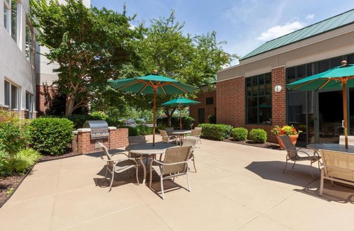 Merrifield Hotel | Homewood Suites by Hilton Falls Church