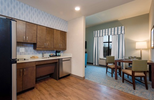 Reston Hotel | Homewood Suites by Hilton Reston