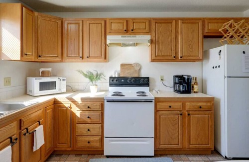 Newark Villa | Hopewell House - OSU, Intel, Licking Memorial