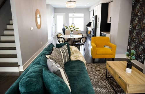 Lawrenceville House | ★ HostWise Stays ★ Rooftop Deck w/Panoramic City Views| Home Theater