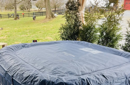 Keedysville Other | Hot Tub/Fire Pit/Grill/Balcony/Large Porch/Summertime Pool/Ask About Events