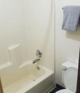 Stillwater Apartment | Hotel 2 Queens Hotel Room 107 Booking