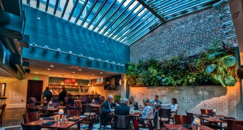Hot Springs Hotel | Hotel Hale
