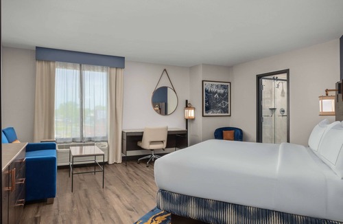 Westport Hotel | Hotel Westport Kansas City, Tapestry Collection by Hilton