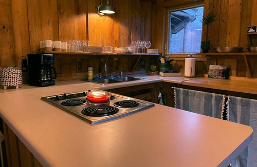 Bellepoint House | House on private 400 acre mountaintop farm!