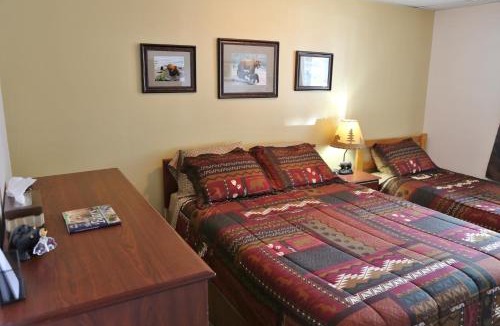 Valdez Bed & Breakfast | House on the Rock B&B