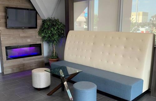 Central Oklahoma City Hotel | Howard Johnson by Wyndham Oklahoma City OKC Airport, Fairgrounds, I40